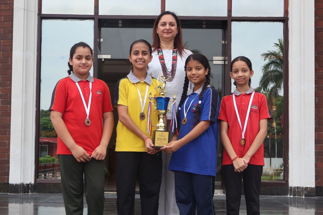 Girls’ Team Wins Silver in Basketball Championship